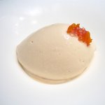 カンテサンス - メレンゲをわざわざ崩して混ぜ込む。こちらもスペシャリテ。