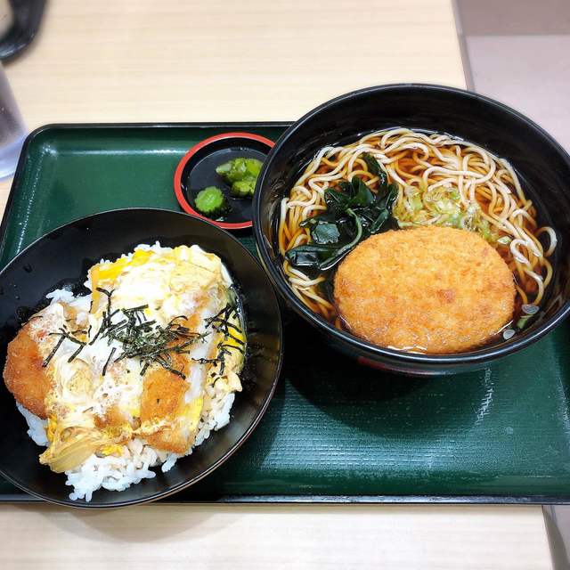 名代 箱根そば 海老名東口店 海老名 立ち食いそば 食べログ 名代 箱根そば 海老名東口店 海老名 立ち食いそば 食べログ