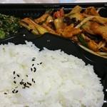 ランチタイム - これは豚キムチ