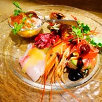 キャトルラパン　神戸三宮 - サラダ仕立ての前菜