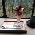 みやけ 旧鴻池邸表屋 - いちごパフェです♪