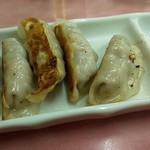 萬里 - 餃子(ギョーザ)５コ　250円