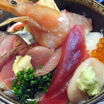 海鮮丼ランチ