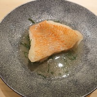 鮨 なんば 日比谷 - キンキ