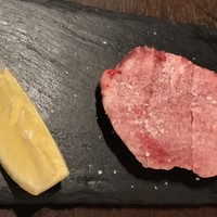 大井町銭場精肉店 - 厚切りタン