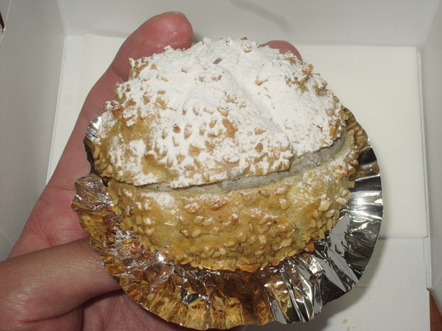 菓子工房オダシマ - 大曲（ケーキ）の写真