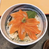 大漁市場 なるみ乃 薬院店 - 