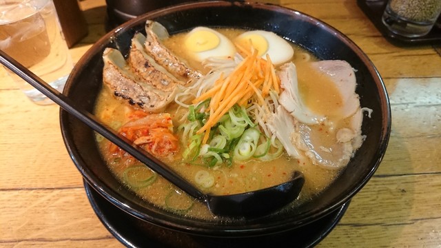 古潭ラーメン なんばウォーク店>