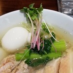 塩生姜らー麺専門店 MANNISH - 塩生姜らー麺 肉玉入り