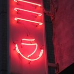 麺屋 武吉 - ネオンが美しい