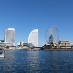 chano-ma - 赤いのは水陸両用車（船）　久々に横浜！