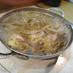 小鍋屋いさきち - 鶏ときんぴらの鍋3