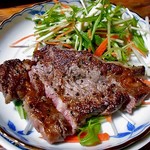 よし半 - 牛ステーキ