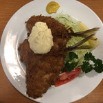 とんかつ八千代 - 大きいです