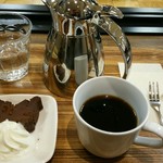 自家焙煎 富久栄珈琲 - フォンダンショコラとコーヒー