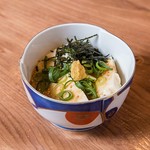 立ち呑みとうどん みのり - 有田直送ごどうふ冷奴