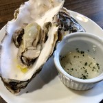 ナガタ店 - 茹で牡蠣