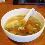 中華料理 香満園 - ワンタンスープ