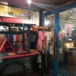 アムリタ食堂 - 店外