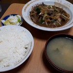 美うら食堂 - ニラレバ炒め定食(750円)