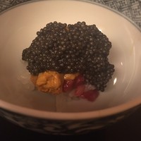にくの匠 三芳 - 自家製キャビア乗せ 子丼