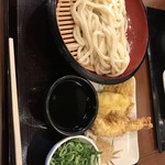 丸亀製麺 - 