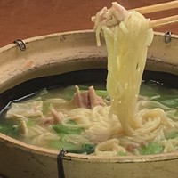 『鷄の白湯煮込みそば 』アドマチック天国 中華街ランキング一位