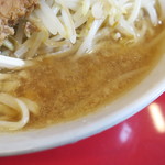 ラーメン二郎 - スープ