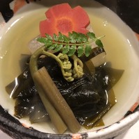 旬菜 おぐら家 - 鳴門若芽