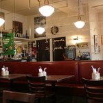 BISTRO POISSON ROUGE - 