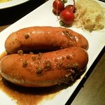 Kenihhi - カリーヴルスト。　ドイツの酒場の定番料理だそうです。　カレーソースが食欲をそそる！