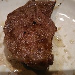 和牛 まつした - ●おまかせコース 8,500円(前菜・和牛ﾚｽﾃｰｷ・上塩ﾀﾝ・ﾈｷﾞ塩ﾀﾝｶﾙﾋﾞ・ｽﾃｰｷｶｯﾄ・焼しゃぶ・焼すき・ﾀﾚ焼・味噌焼比べ・和牛寿司)＋追加単品 ホルモン盛合せ 500円=9,000円 2019年01月