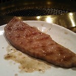 和牛 まつした - ●おまかせコース 8,500円(前菜・和牛ﾚｽﾃｰｷ・上塩ﾀﾝ・ﾈｷﾞ塩ﾀﾝｶﾙﾋﾞ・ｽﾃｰｷｶｯﾄ・焼しゃぶ・焼すき・ﾀﾚ焼・味噌焼比べ・和牛寿司)＋追加単品 ホルモン盛合せ 500円=9,000円 2019年01月