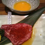 和牛 まつした - ●おまかせコース 8,500円(前菜・和牛ﾚｽﾃｰｷ・上塩ﾀﾝ・ﾈｷﾞ塩ﾀﾝｶﾙﾋﾞ・ｽﾃｰｷｶｯﾄ・焼しゃぶ・焼すき・ﾀﾚ焼・味噌焼比べ・和牛寿司)＋追加単品 ホルモン盛合せ 500円=9,000円 2019年01月