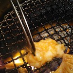 和牛 まつした - ●おまかせコース 8,500円(前菜・和牛ﾚｽﾃｰｷ・上塩ﾀﾝ・ﾈｷﾞ塩ﾀﾝｶﾙﾋﾞ・ｽﾃｰｷｶｯﾄ・焼しゃぶ・焼すき・ﾀﾚ焼・味噌焼比べ・和牛寿司)＋追加単品 ホルモン盛合せ 500円=9,000円 2019年01月