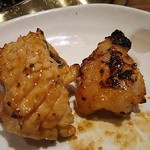 和牛 まつした - ●おまかせコース 8,500円(前菜・和牛ﾚｽﾃｰｷ・上塩ﾀﾝ・ﾈｷﾞ塩ﾀﾝｶﾙﾋﾞ・ｽﾃｰｷｶｯﾄ・焼しゃぶ・焼すき・ﾀﾚ焼・味噌焼比べ・和牛寿司)＋追加単品 ホルモン盛合せ 500円=9,000円 2019年01月