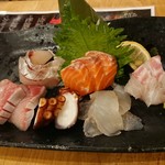 Yabai Izakaya San Yaba Ya - 刺身６点盛り