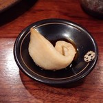 八起 - マナガツオの炙り  突き出し