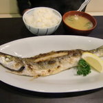 キッチン ニューほしの - かます塩焼き　デカい♪