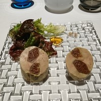 ル ベナトン - フォアグラとイチジクのポシェ