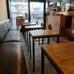 アーロン コーヒー&ビアスタンド - 店内 201902