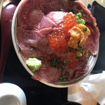 吉祥寺 肉ドレス海鮮丼 - 