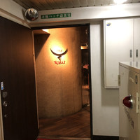 神戸牛すてーきはうす香西 - 二階へいきまんねん。お店のお外から