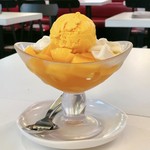 貴族甜品 Noble - 白雪公主＠白いきしめんみたいのはココナッツのくずきり、マンゴーシャーベットとマンゴーとマンゴーアイス
