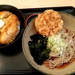 名代 箱根そば - とり天とじ丼セット