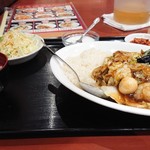 Shintenchi - 中華丼定食