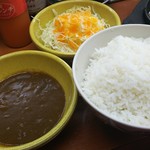 Ｓガスト - 430gの特盛ご飯とカレールー(無料クーポン)になります