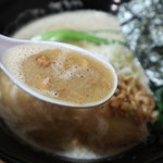 鶏ラーメン TOKU - 鶏白湯醤油ラーメンのスープ