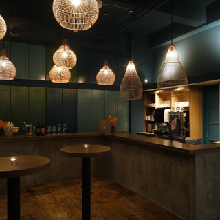 スタンディングバー