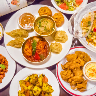 ネパールの美味い！が詰まった各種コース飲放題付2480円～♪